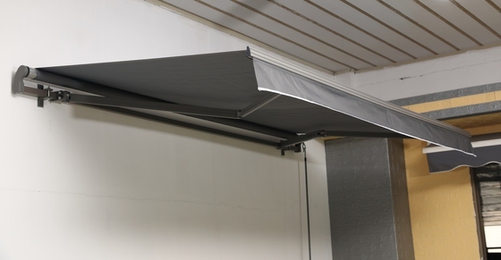 Πολυδιάστατο και ανθεκτικό 250*200CM Ελαστικό χειροκίνητο ανασυρόμενο τέντωμα QF-01KD